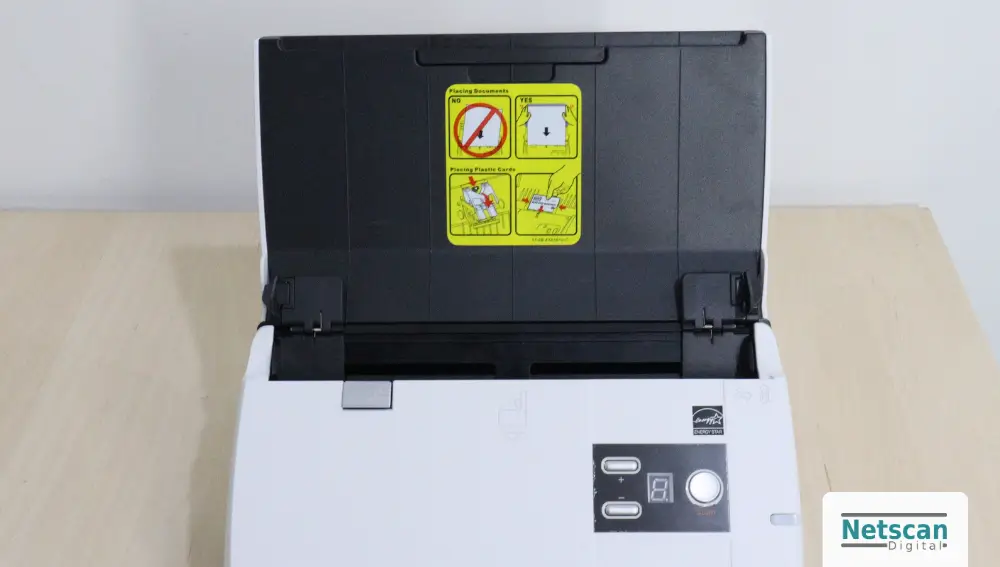 Scanner Plustek PN30U painel e adf para digitalização de testes